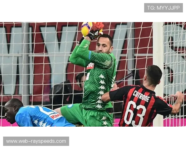 卢克染红导致那不勒斯少一人苦撑不住惨遭全面溃败